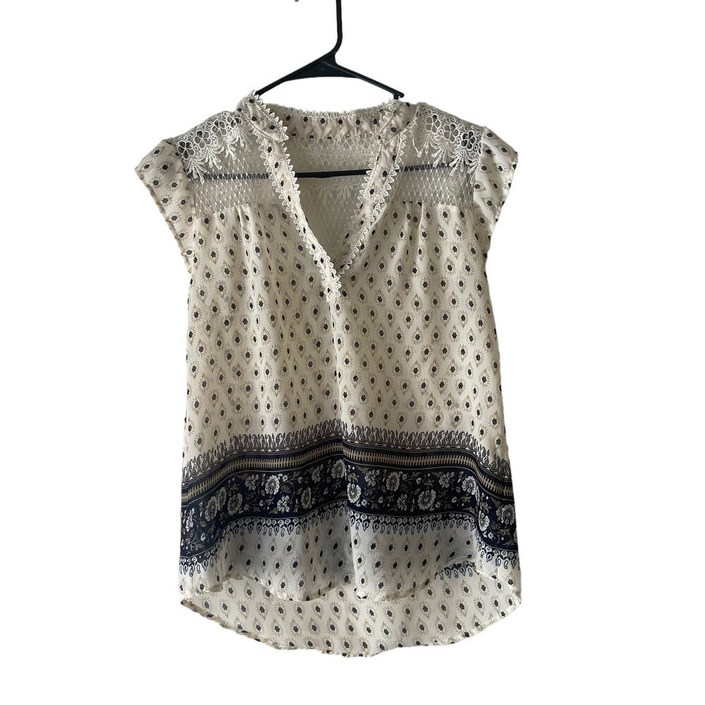 Miss‎ Daisy Women's Size Medium Floral Printed Lace Boho Sheer Blouse